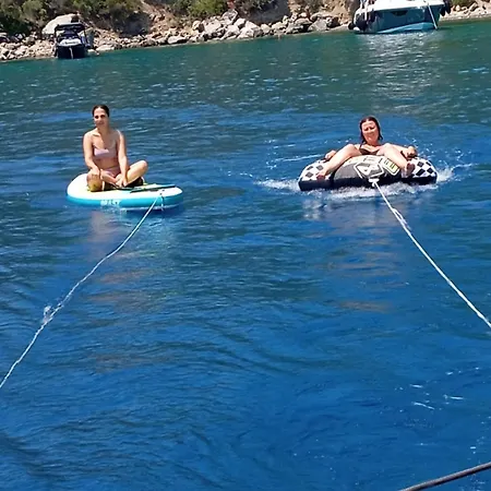 Πλωτό κατάλυμα Yacht-urlaub In Den Buchten Von *