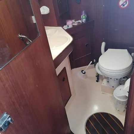 Yacht-urlaub In Den Buchten Von *