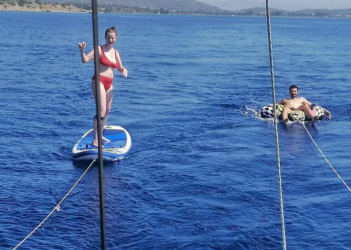 Yacht-urlaub In Den Buchten Von Πλωτό κατάλυμα *